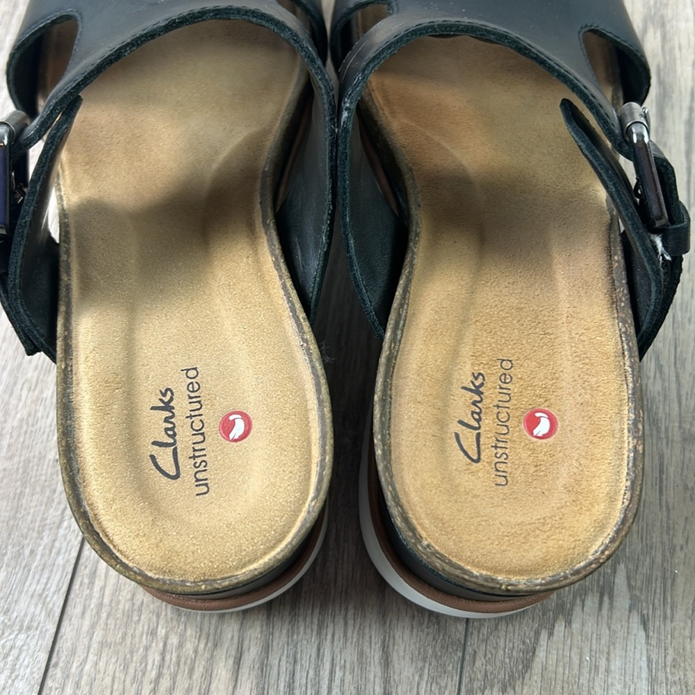 Like new perfect Clarks Lizby Ease Black Lea Leather Easy Slide Sandal - Picture 3 of 7